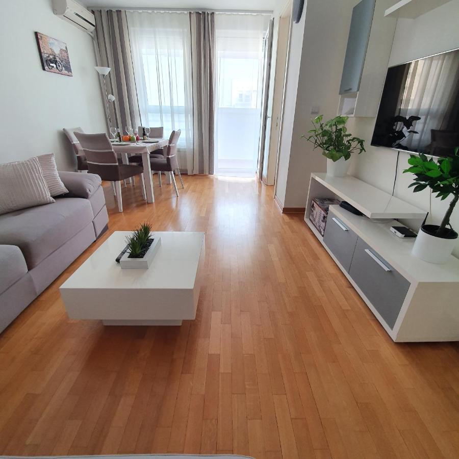 Royal Apartment Belvill Belgrade Luaran gambar